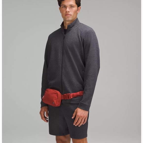 NEW Lululemon everywhere belt bag, in sold out Terra Orange - Picture 8 of 11